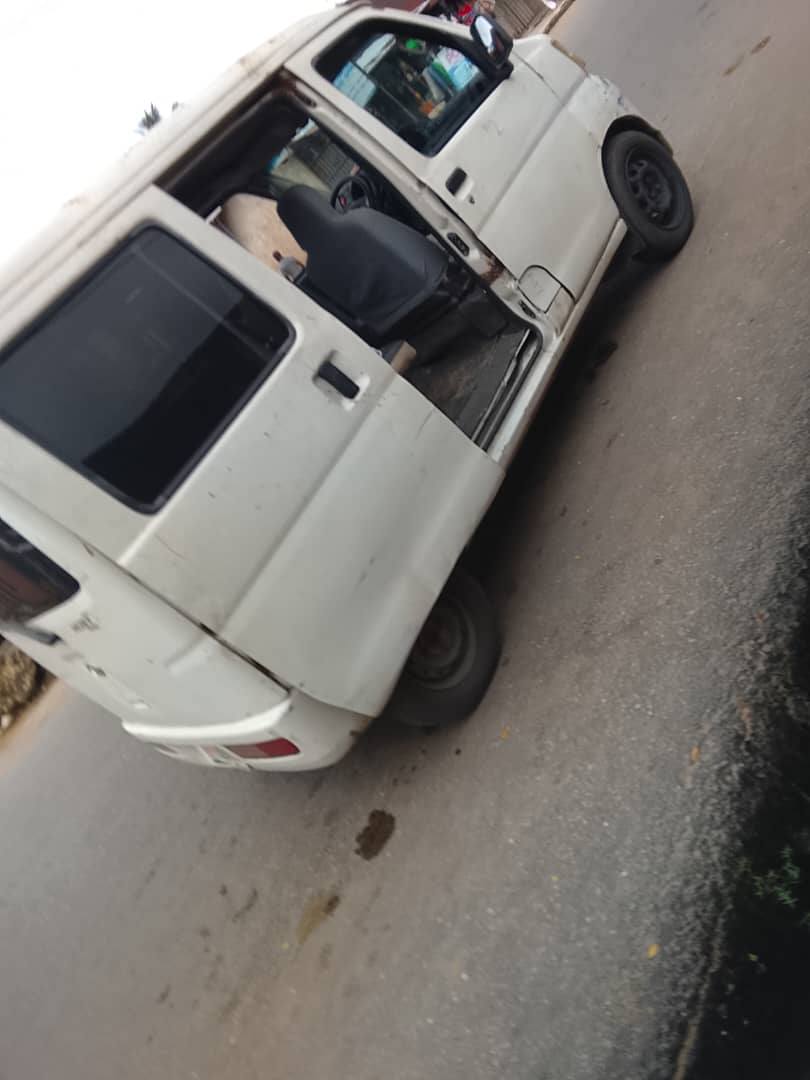A picture of Hijet mini bus automatic super clean