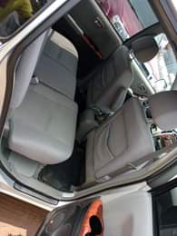 A picture of Highest grade Toyota Highlander 05 model Three rows seaters Everything