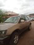 A picture of 2000 Lexus RX 300 2000