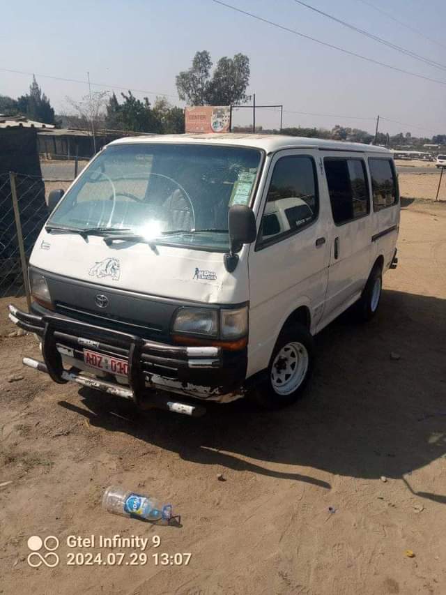 used toyota hiace