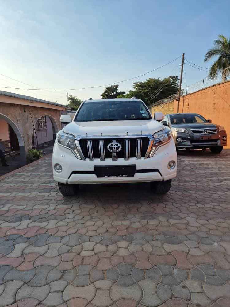 toyota land cruiser