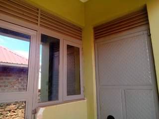 A picture of Single rms for rent in Kawempe Katooke at 120k. TEl