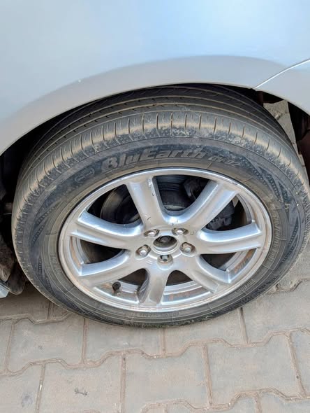 A picture of Subaru legacy B4 2005 model