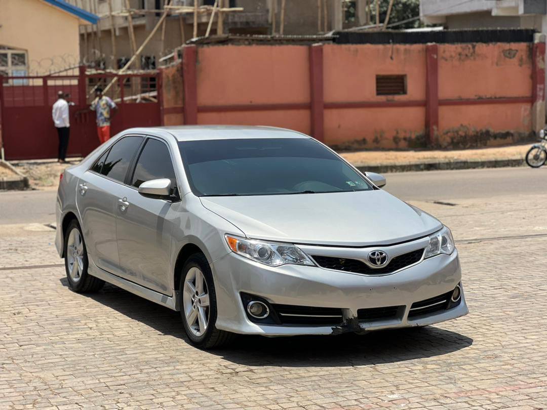 A picture of Super clean Toyota Camry 2013 Model untampered engine and gear