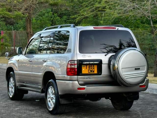 A picture of Lee motors tz