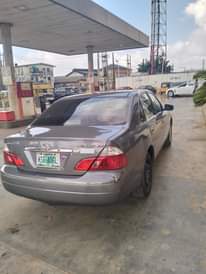 A picture of 2004 Toyota Avalon 1 8m