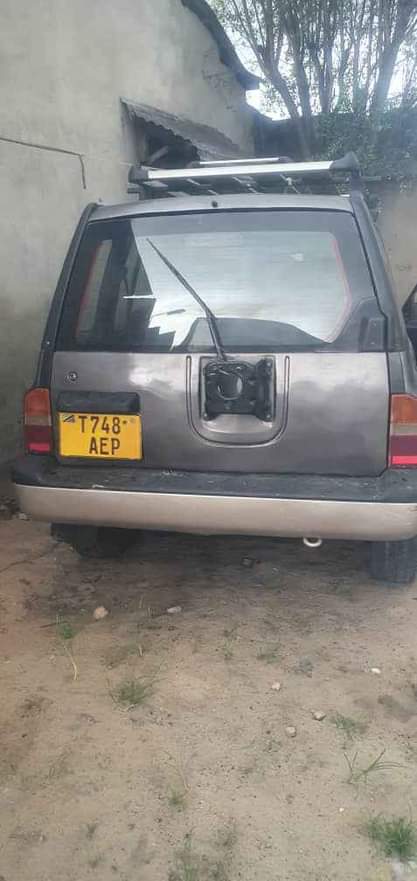 suzuki escudo