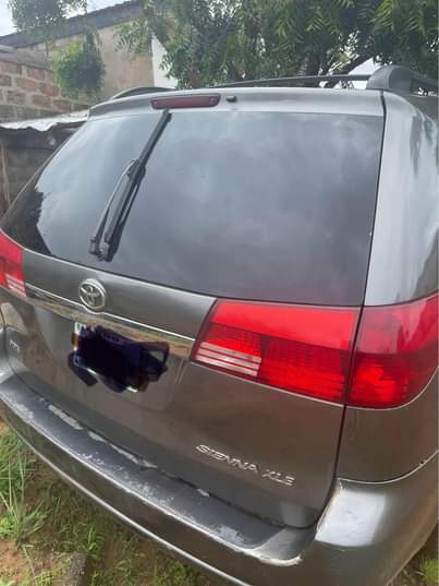A picture of Used 2005 Toyota Sienna