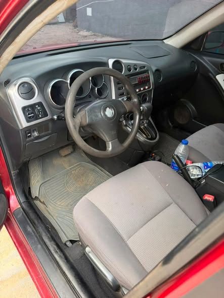 A picture of 2006 Pontiac Vibe