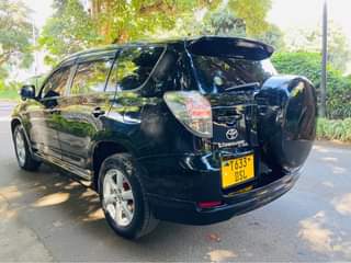 A picture of Toyota Vunguard