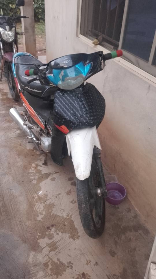 A picture of Ladies bike for sell just little repair needs to be