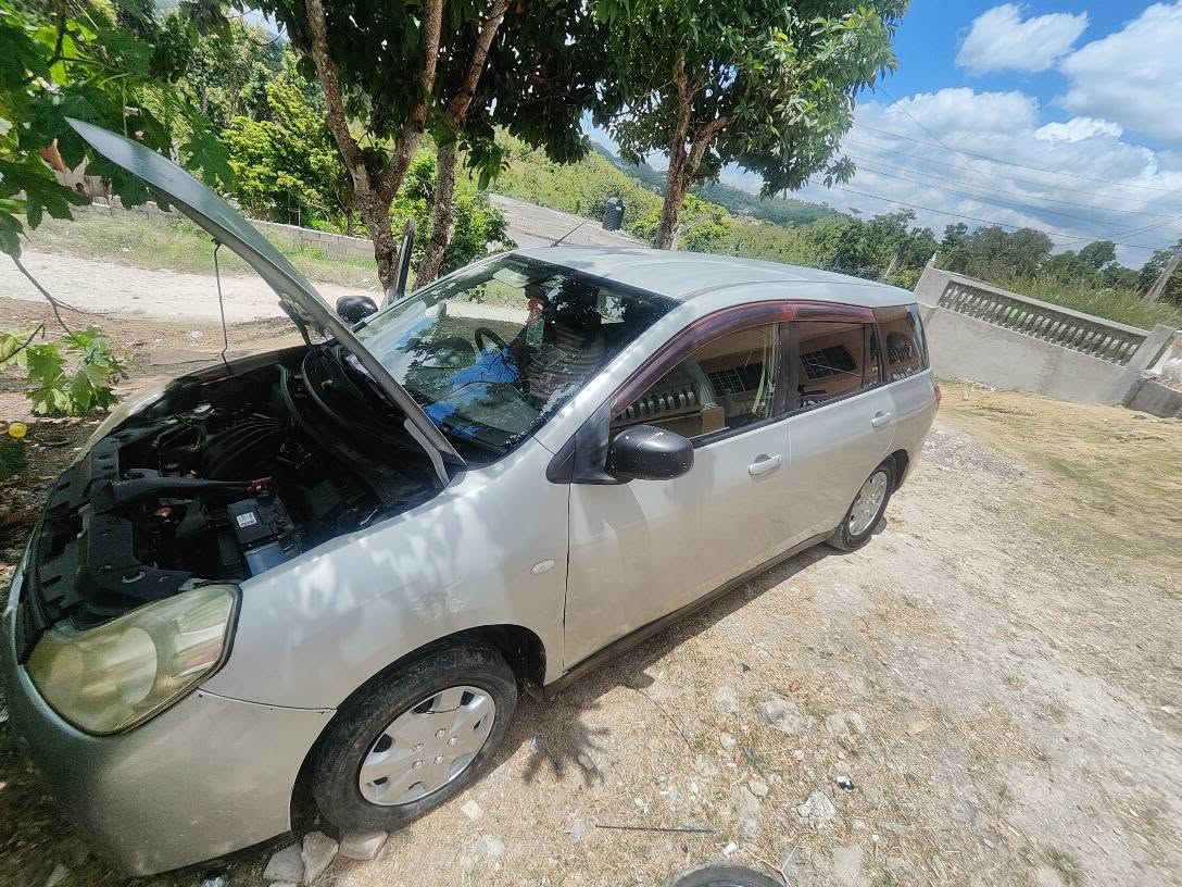 nissan wingroad