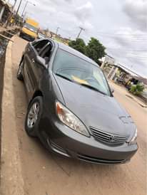 A picture of Camry 2004 2 1m Lagos 09075397095