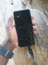 A picture of Google pixel 4xl gb 64 ram 6 camera mchana chaji