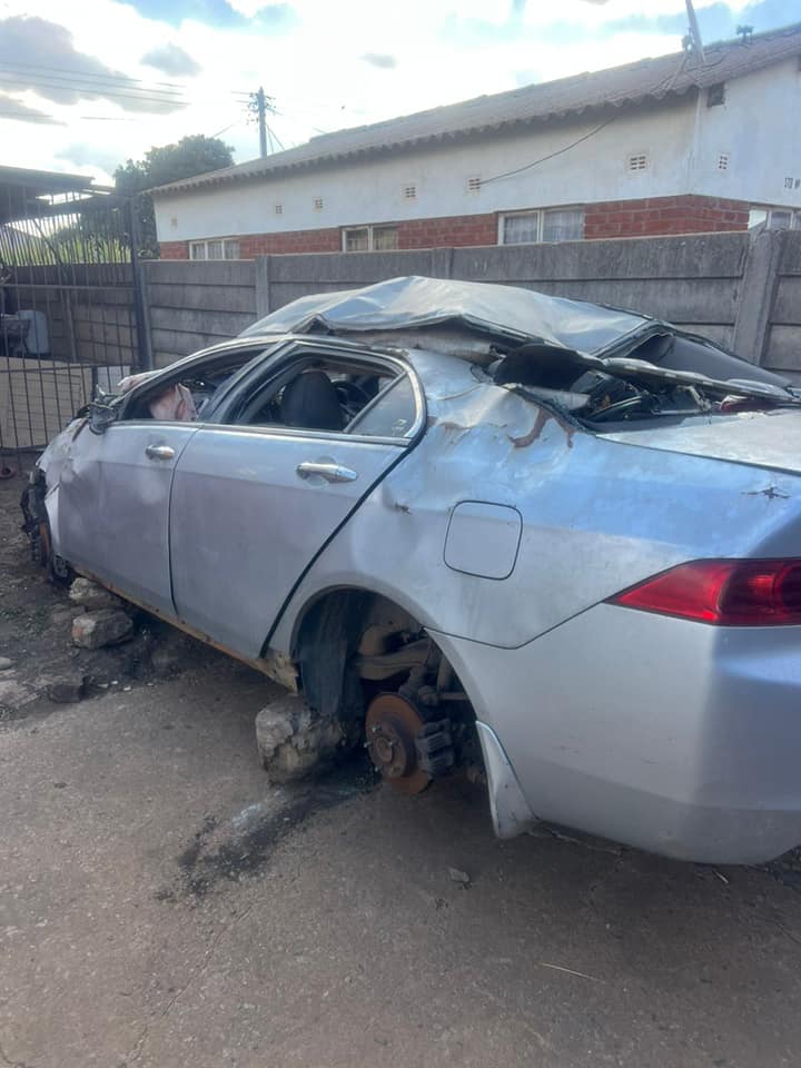 cars under 2000