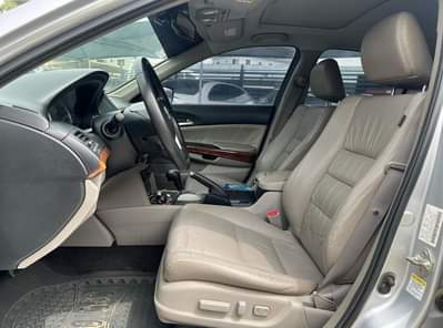 A picture of HONDA ACCORD V6 FullOption Model 2011 Price 3 9M Location