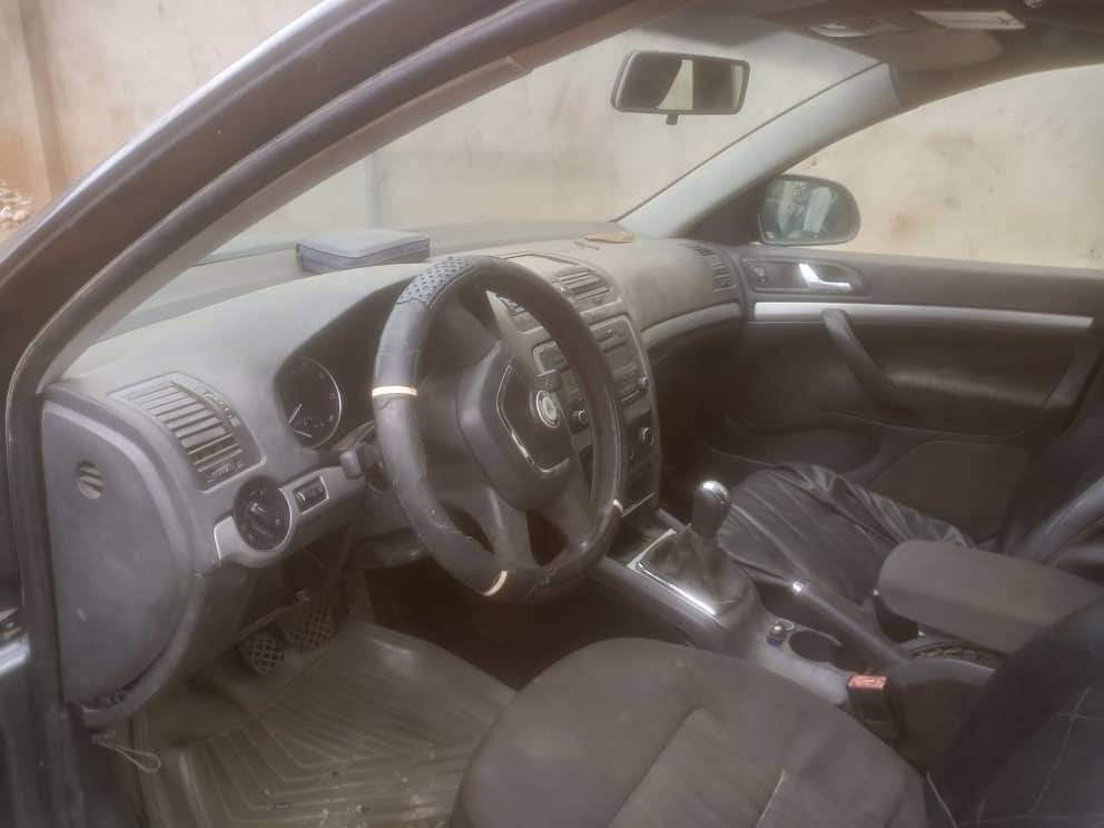 A picture of 2012 Skoda Octavia AC engine gear good manual first body.brain