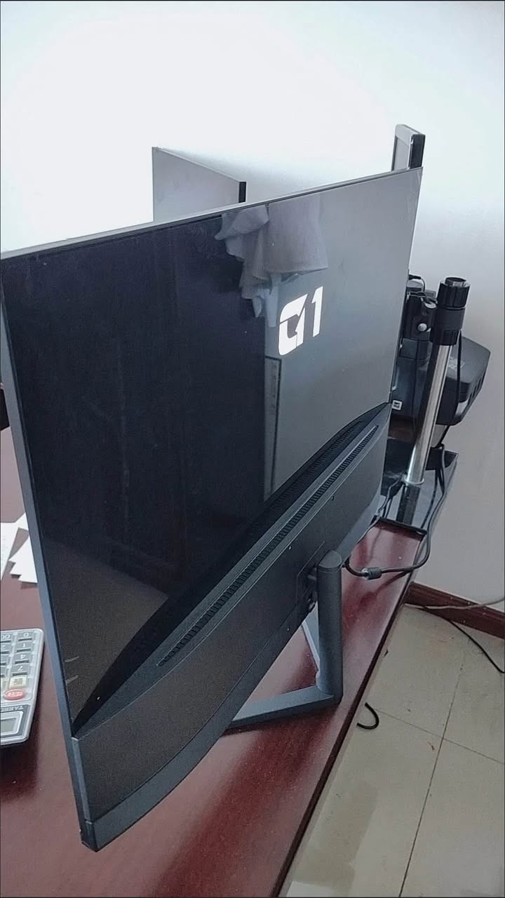 pc monitors