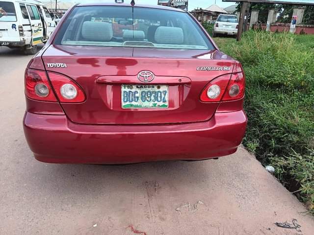 A picture of 2006 Toyota corolla 2006
