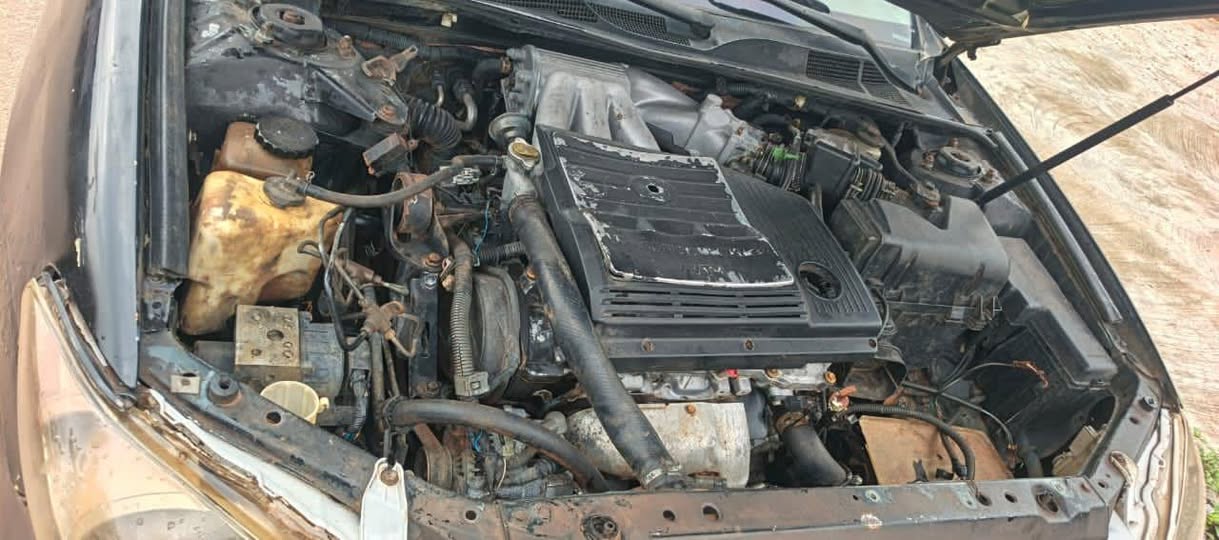 A picture of Toyota camry 2004 V6