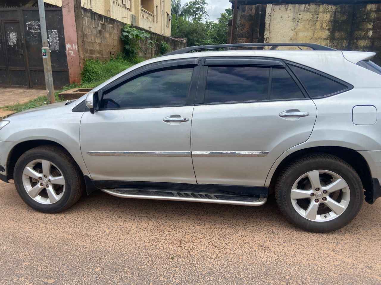 A picture of Rx330 Lexus