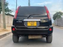 A picture of Nissan extrail