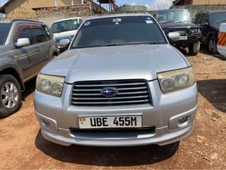 A picture of Subaru forester SG5 2006 model