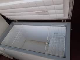 A picture of Deep freezer