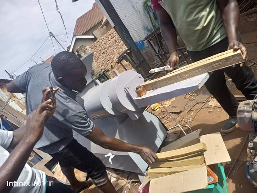 A picture of SOAP MACHINE 0776961667