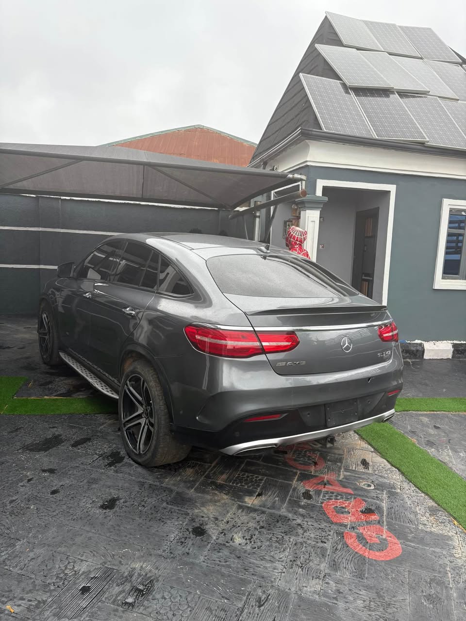 A picture of Mercedes Benz gle43 Amg 2017