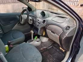 A picture of 2002 Toyota vitz Toyota vitz
