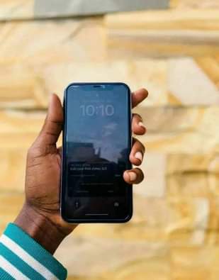 A picture of I phone 11