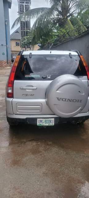 A picture of PURE FIRSTBODY FIRST USER 2005 HONDA CRV LOCATION IS PORT