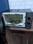 A picture of Microwave