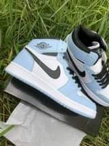 A picture of Classic shoe