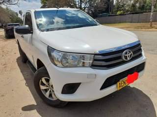 used toyota hilux