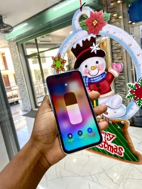 A picture of Iphone Xr