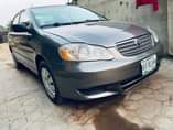 A picture of 2004 Toyota Corolla LE