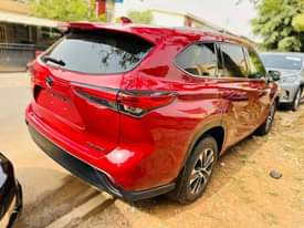 A picture of Supper clean Toyota highlander 2021 model XLE everything working perfectly