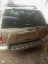 A picture of Awoof Nissan pathfinder