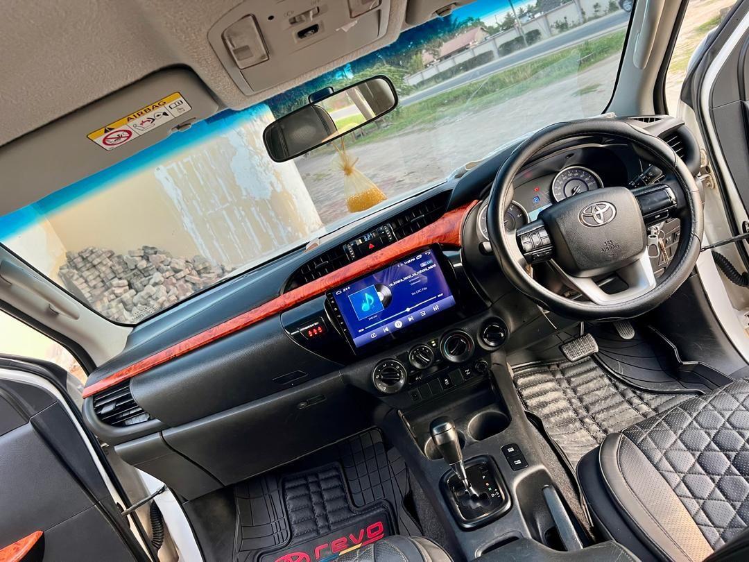 A picture of TOYOTA HILUX DOUBLE CABINS