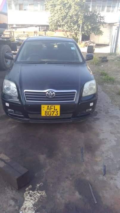 used toyota avensis