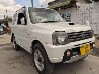 A picture of Call 0762664660 Bonyeza Whatsapp link https wa.link 3hlwa5 SUZUKI JIMMY