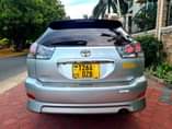 A picture of Price Bei 29 5ml Call 0658056651 Toyota Harrier DZB colour