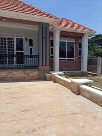 A picture of HOUSE FOR SALE