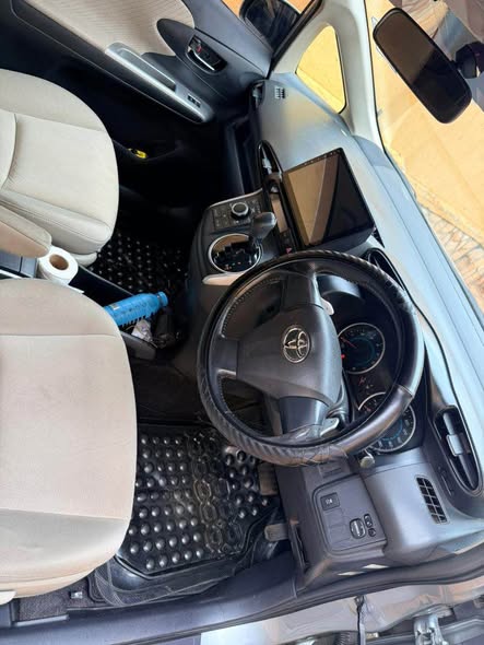 A picture of Toyota Wish0765424123 0709446672