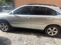 A picture of Xtreamly clean 2005 toks standard RX330 everything functional buy and