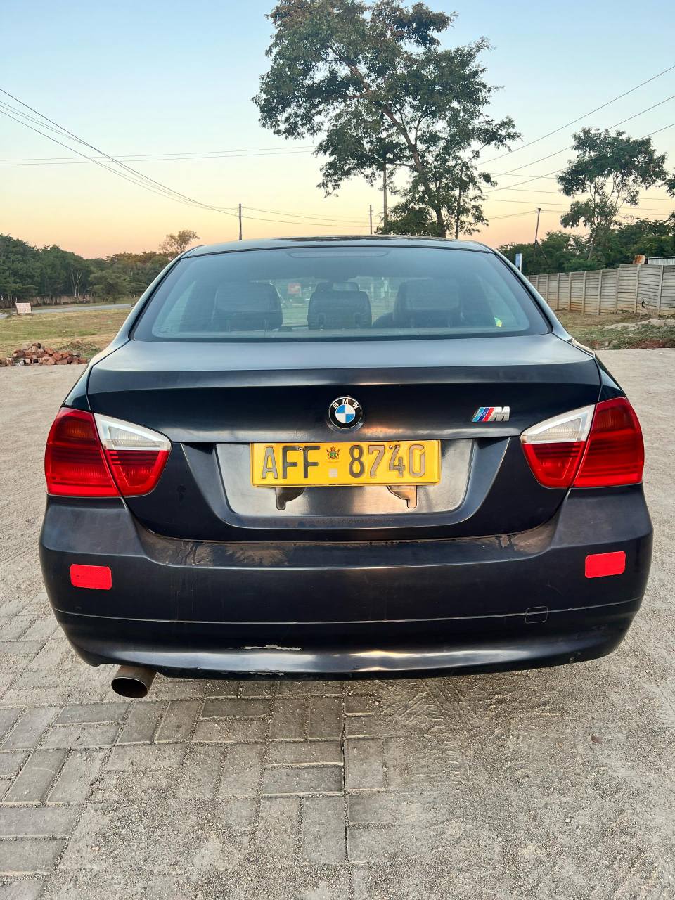 bmw 320i