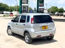 A picture of TOYOTA SWIFT FULLA C SYLNDER 4 BEI 4 5 MILION