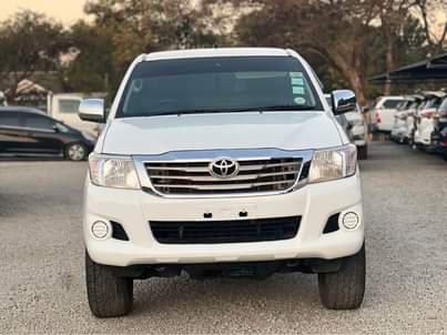 used toyota hilux